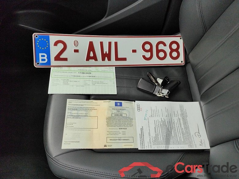 Audi Q5 Business Edition S line 30 TDI S tronic 5d #4