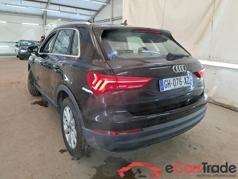 AUDI Q3 / 2018 / 5P / SUV 45 TFSI E 245 S TRONIC BUSINESS LINE #2