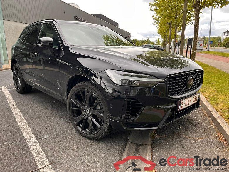 VOLVO XC60 2.0 T8 PHEV AWD Plus Black Edition (335kW) #2