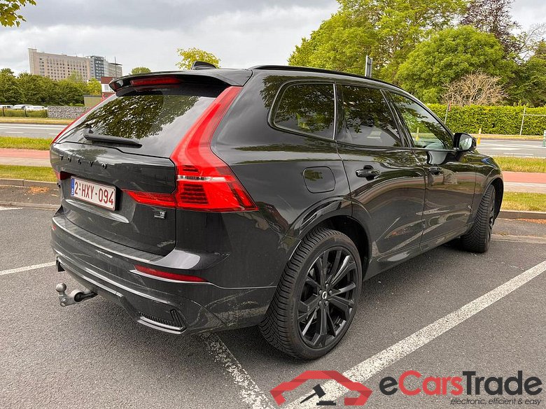 VOLVO XC60 2.0 T8 PHEV AWD Plus Black Edition (335kW) #4