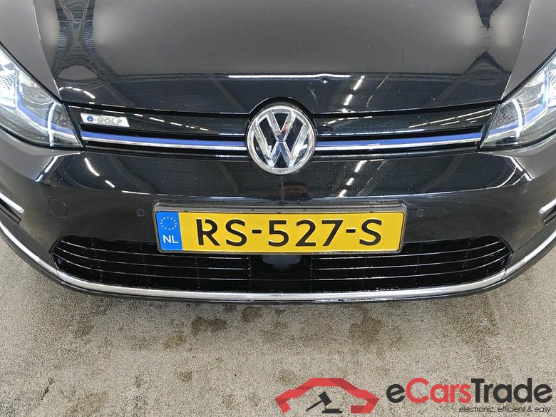Volkswagen Golf e-Golf auto 5d #5