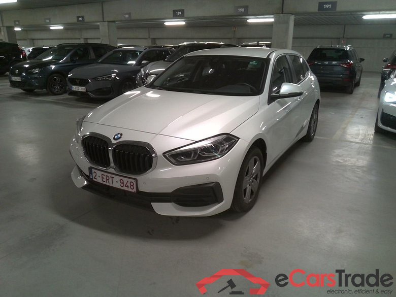 BMW 118i Aut. LED-Xenon LC-Pro Navi KeylessGo Klima PDC ...