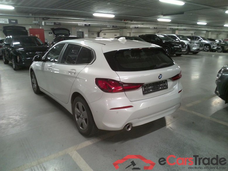 BMW 118i Aut. LED-Xenon LC-Pro Navi KeylessGo Klima PDC ... #4