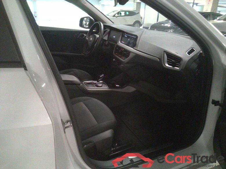 BMW 118i Aut. LED-Xenon LC-Pro Navi KeylessGo Klima PDC ... #6