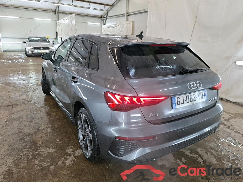 AUDI A3 Sportback / 2020 / 5P / Berline 40 TFSI e 204 S Tronic S Line #2