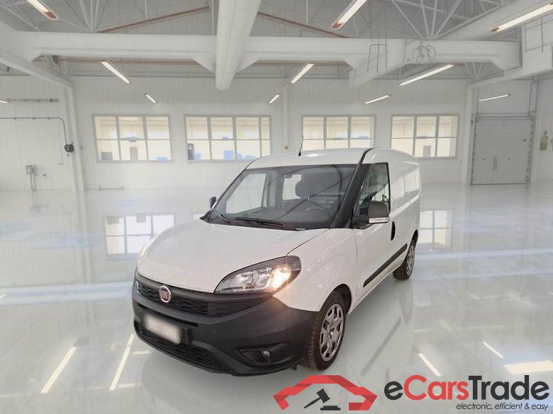 FIAT DOBLÒ CARGO / 2014 / 4P / VETT. FURGONATA CH1 LOUNGE 1.6 MJET 105CV E6D SeS