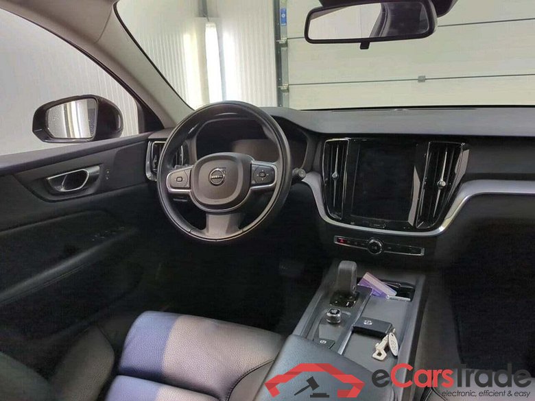 VOLVO V60 2.0 B3 Momentum #3