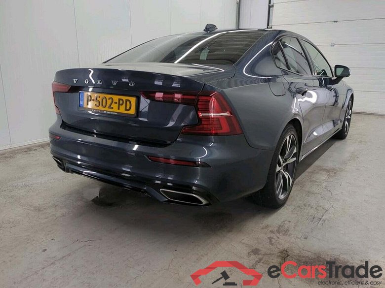 VOLVO S60 2.0 B3 R-Design #2