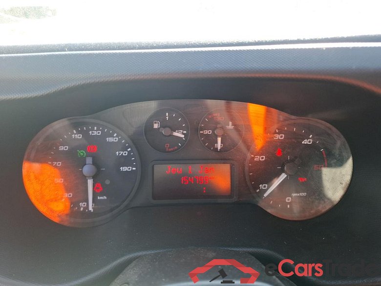 IVECO Daily VU 4p Fourgon 2.3 35S16 V11 H2 3520 #6