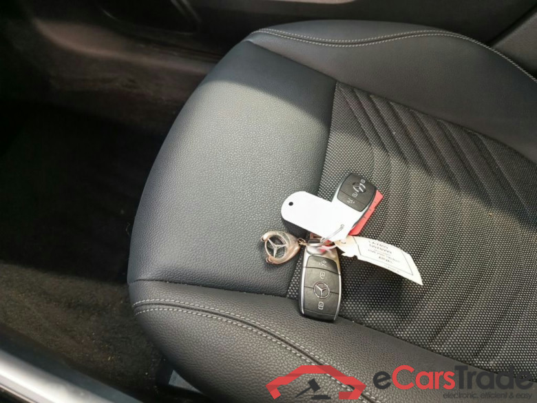 Mercedes-Benz EQB EQB 250+ Business Line 5d #4