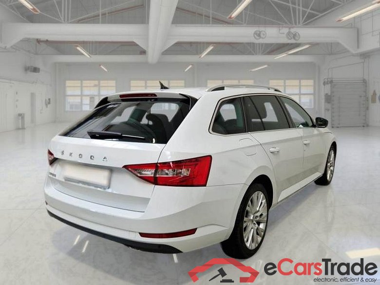 SKODA SUPERB WAGON / 2019 / 5P / STATION WAGON 2.0 TDI EVO 110KW EXECUTIVE DSG #2