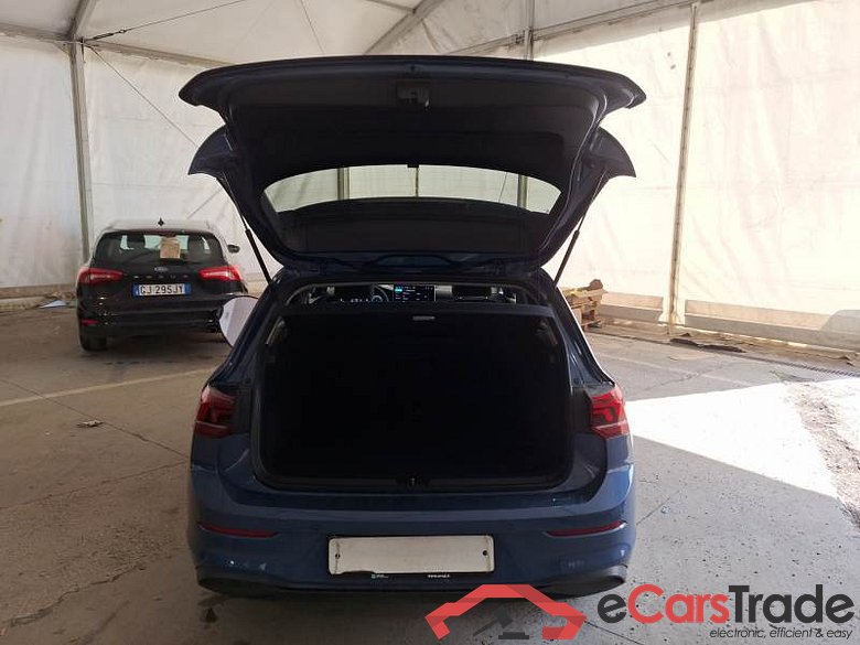 VOLKSWAGEN GOLF / 2024 / 5P / BERLINA 2.0 TDI SCR EDITION PLUS #5