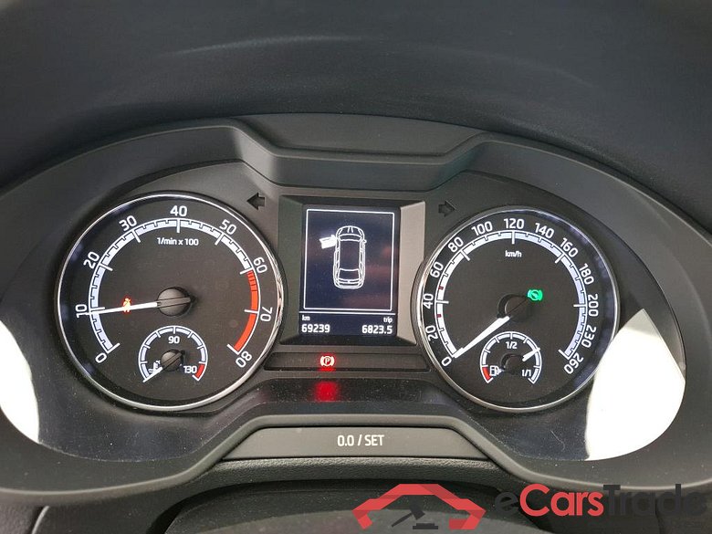 Octavia Combi Business 1.5 TSI 150CV BVA7 E6 #6