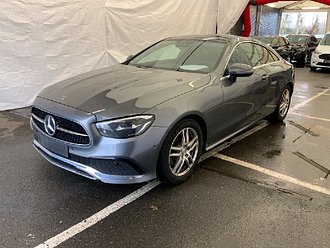 Mercedes E 220