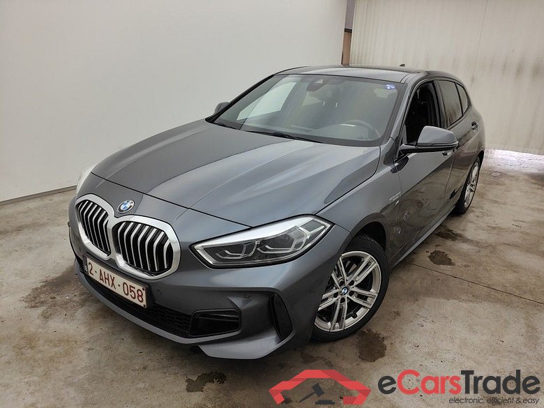 BMW 1 Reeks Hatch 118iA (100 kW) 5d #1