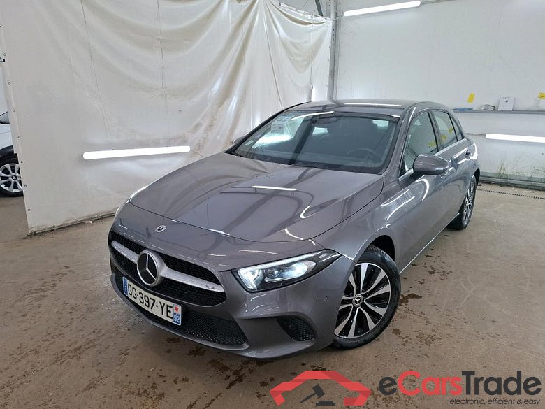 MERCEDES-BENZ Classe A Compact / 2018 / 5P / Berline A 250 e Style Line 8G-DCT