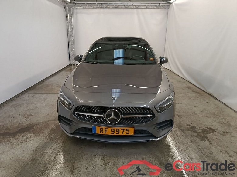 Mercedes-Benz Classe A Hatchback A 250 e AMG Line DCT 5d