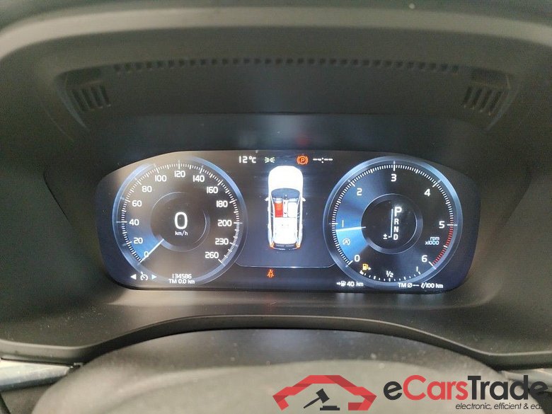 Volvo XC60 D4 120kW Geartronic Momentum Pro 5d #6