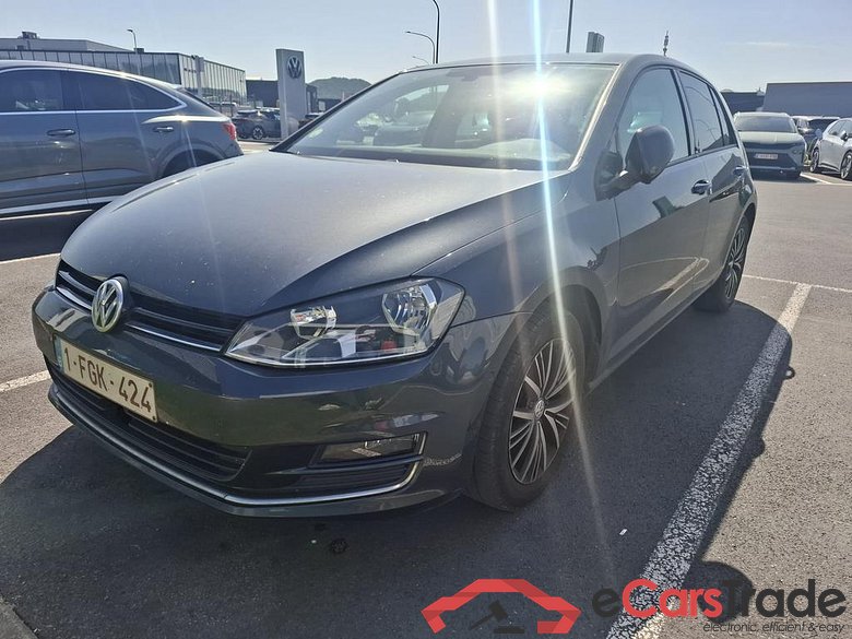 VOLKSWAGEN Golf VII Golf Comfortline 1.6 TDI BlueMotion Technology 81 kW (110 ch) 5 vitesses manuel #2