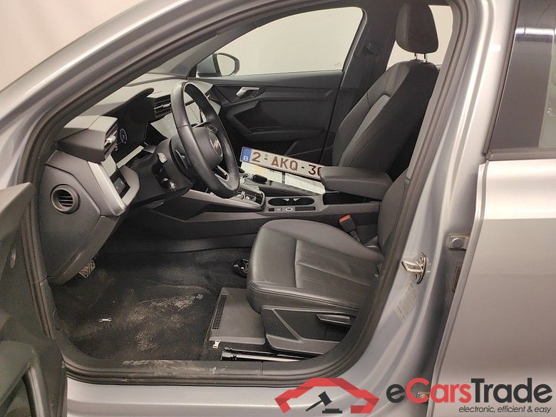 Audi A3 Sportback 1.0 30 TFSi 81kW S tronic 5d #3