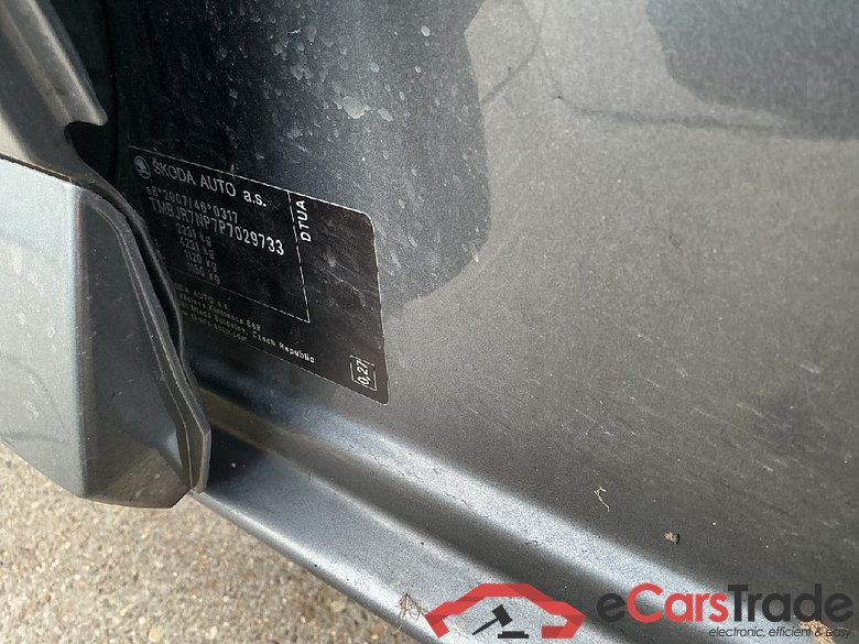 Superb Combi Premium Edition 2.0 TDI 147KW AT7 E6d #5