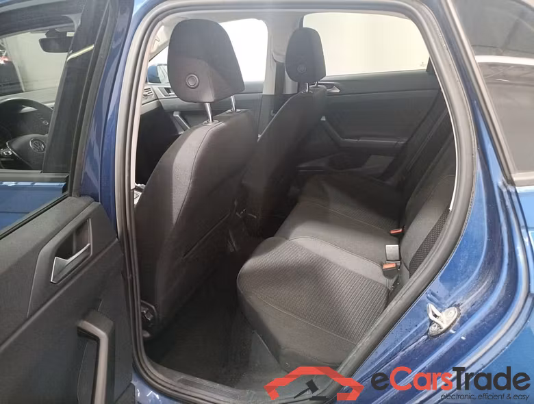 VOLKSWAGEN POLO - 2018 1.0 TSI 110 Comfortline DSG OPF (EU6.2) 5d #3