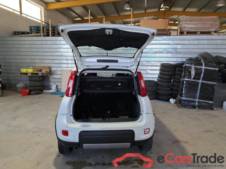 FIAT PANDA / 2011 / 5P / BERLINA 0.9 TWINAIR TURBO 85CV WILD 4X4 #5