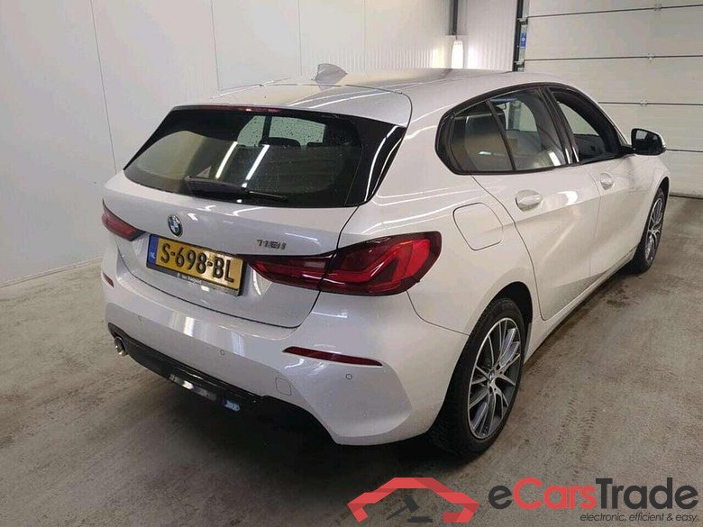 BMW 1-serie 118i Intro Ed. #2