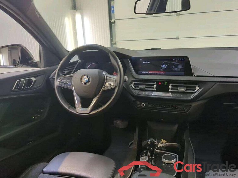 BMW 1-serie 118i Intro Ed. #3