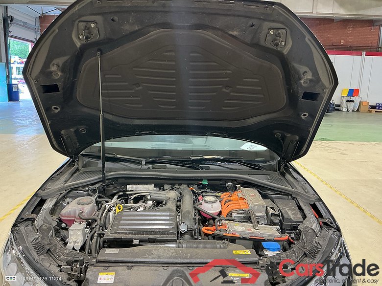AUDI A3 SPORTBACK 1.4 40 TFSI E S TRONIC SPORTB ATTRACTION #6