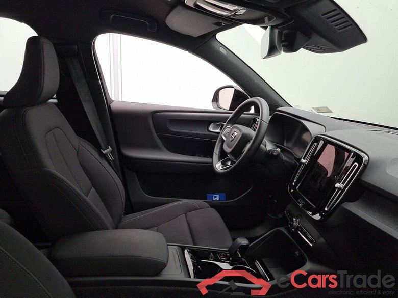 VOLVO XC40 ARRAY RECHARGE CORE #3
