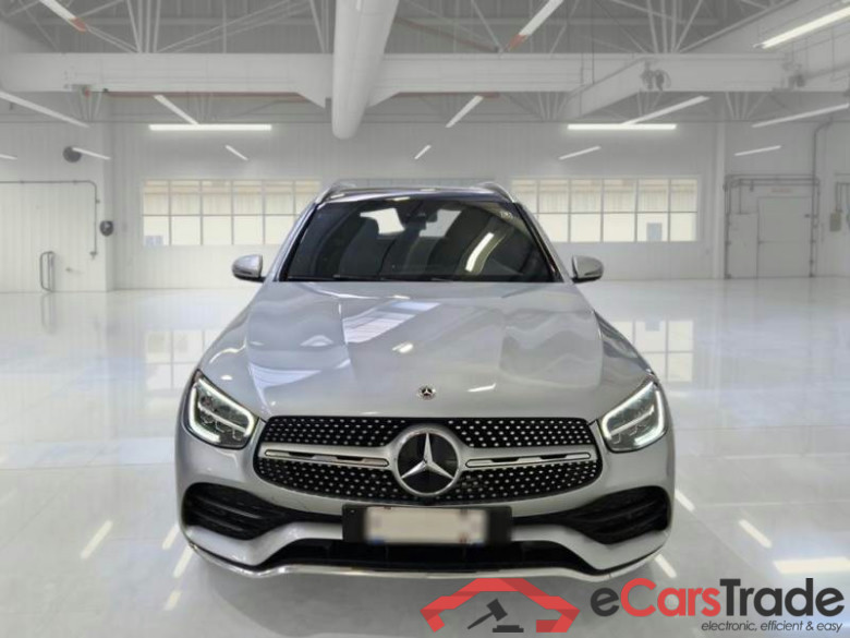 MERCEDES-BENZ GLC / 2019 / 5P / SUV 300 DE 4MATIC EQ-POWER PREMIUM PLUS AUT #6