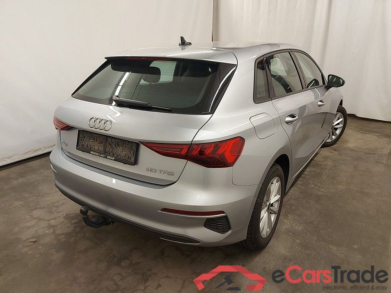 Audi A3 Sportback 1.0 30 TFSi 81kW S tronic Attraction BE 5d #2