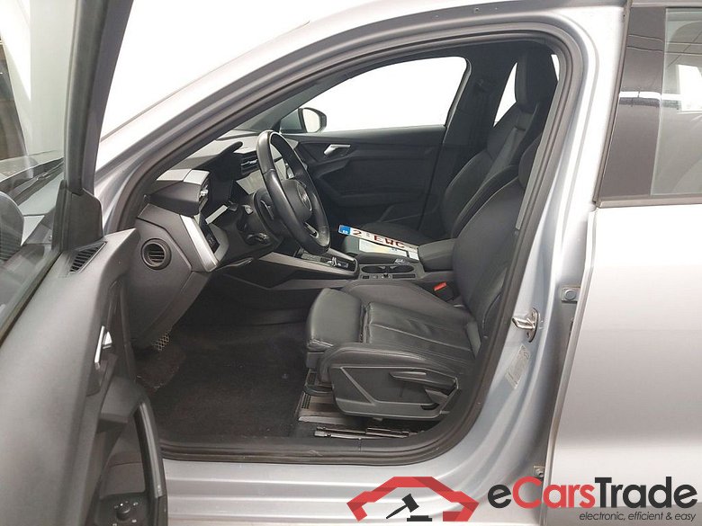 Audi A3 Sportback 1.0 30 TFSi 81kW S tronic Attraction BE 5d #3