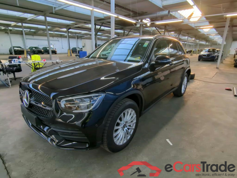GLC -Klasse GLC 300 e 4Matic (253.953)AMG 2.0 AMG Line 235KW AT9 E6d #1