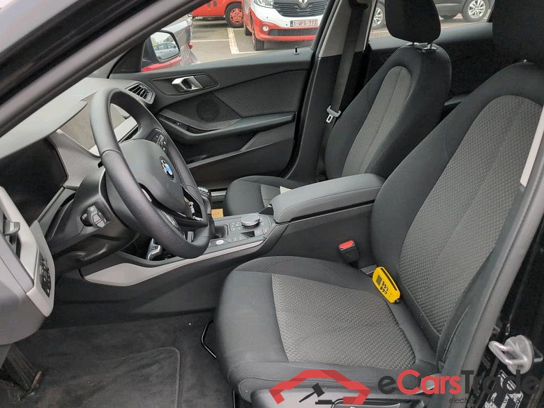 BMW 1 SERIES HATCH 1.5 118I (100KW) #5