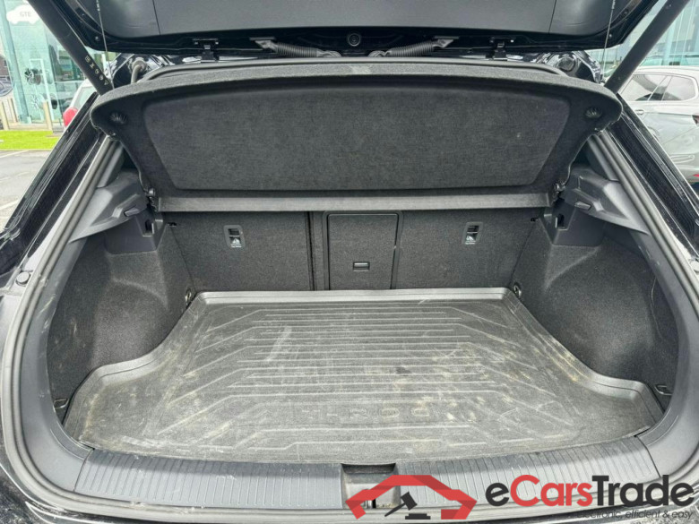 VOLKSWAGEN T-Roc T-Roc R-Line Business 1.5 TSI 110 kW (150 ch) 7 vitesses DSG #5