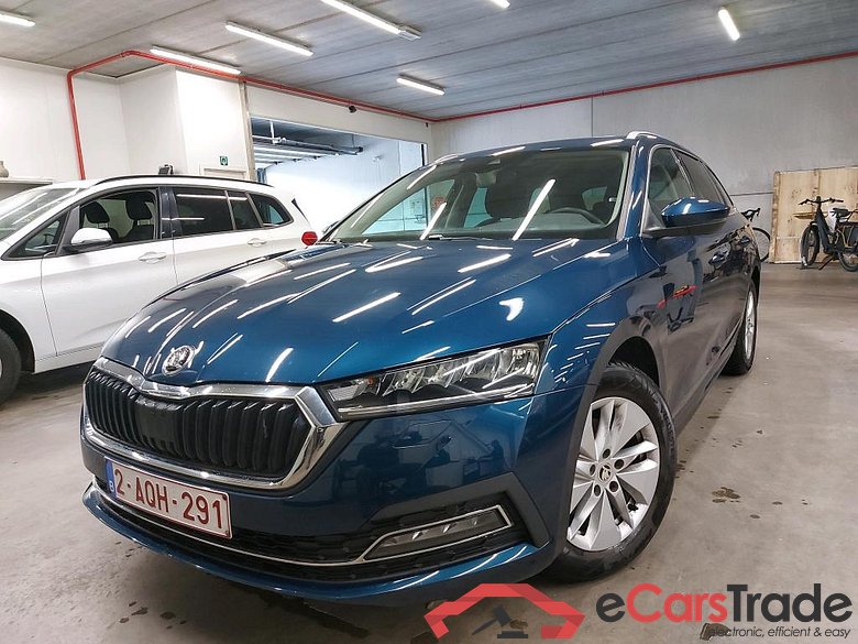 SKODA - SKO OCTAVIA COMBI TSI 110PK Clever Pack Premium & Removable Trailer Hook & Pano Roof  * PETROL *