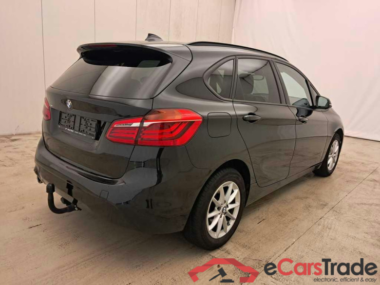 BMW 216d Active Tourer LED-Xenon Navi KeylessGo Klima PDC ... #3