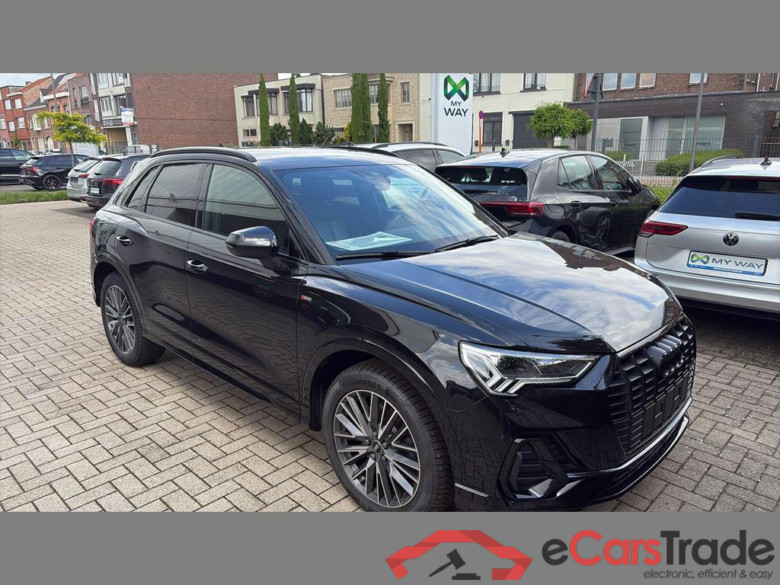 AUDI Q3 PHEV 45 TFSIe S line S tronic (180 kW) #1