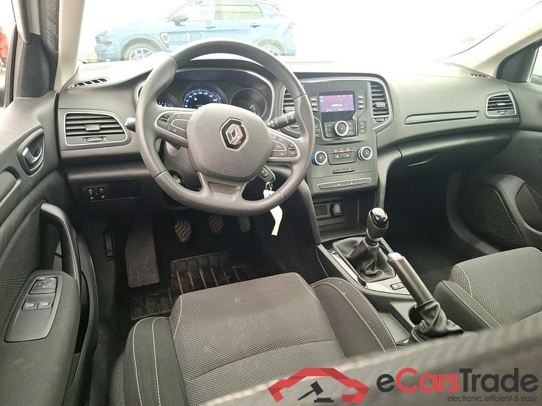 Megane IV Berline 5pt. Société Air 1.5 dCi 90CV BVM6 E6 #5
