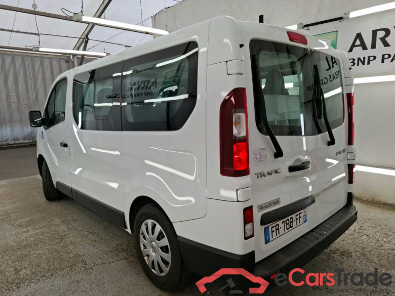 RENAULT Trafic / 2019 / 4P / Combi Zen L1 dCi 120 S&S - 8 pl / RAMPE TPMR #2