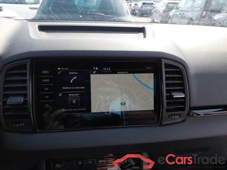 SKODA Karoq 2.0 TDI 110kW 150cv DSG AutomÃ¡tico Sportline #6