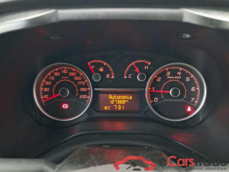 FIAT Doblò Cargo/2015/3P/furgón derivado de turismo Cargo Base Plus 1.3 Mjet 59kW (80CV) #4