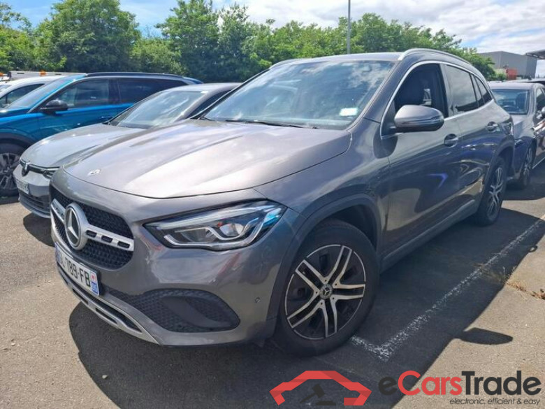 Mercedes GLA 250e Plug-In Hybrid LED-Xenon Widescreen Navi 1/2 Sport-Leather KeylessGo Camera Klima PDC ... #1