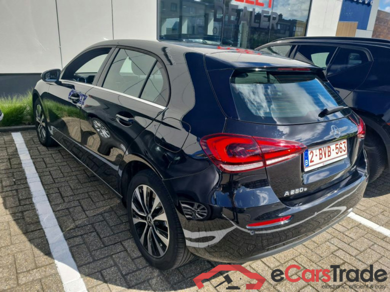 MERCEDES-BENZ A-CLASS 1.3 A 250 E DCT BUSINESS SOLUTION #3