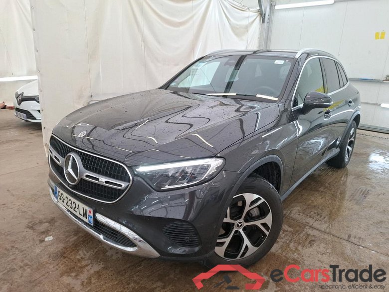 MERCEDES-BENZ GLC / 2022 / 5P / SUV GLC 300 e Business Line 4MATIC