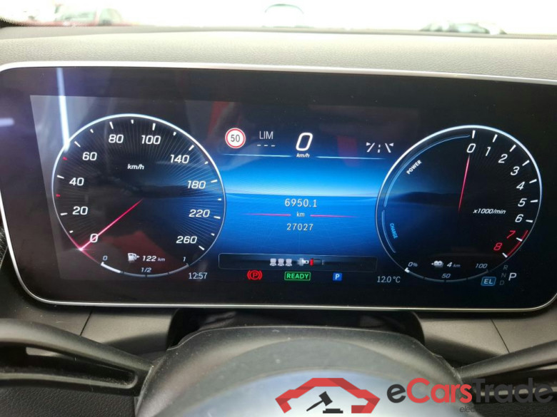 MERCEDES-BENZ GLC / 2022 / 5P / SUV GLC 300 e Business Line 4MATIC #6
