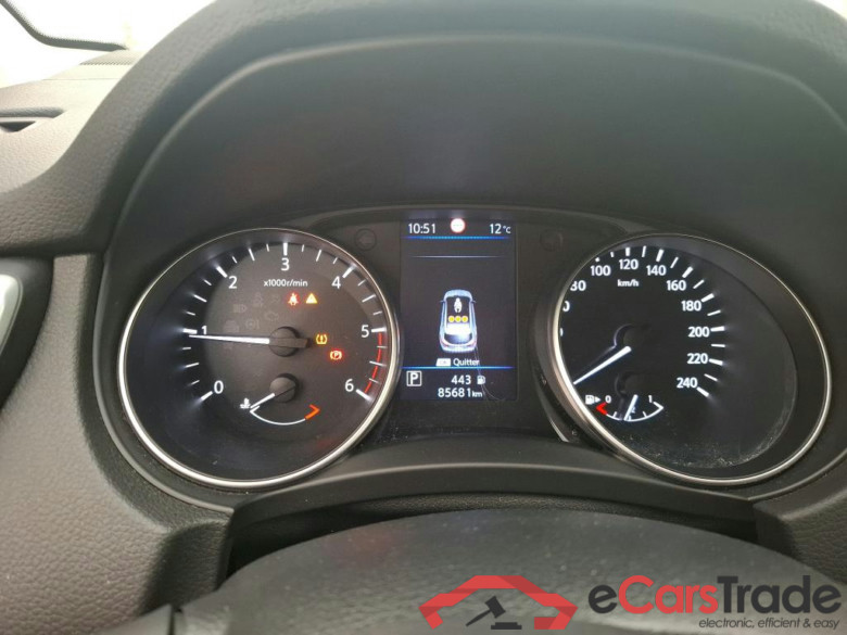 NISSAN Qashqai / 2017 / 5P / Crossover 1.5 DCI 115 DCT Business Edition #6