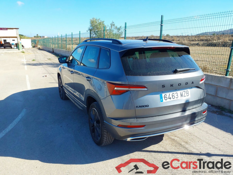 SKODA Karoq 2.0 TDI 110kW 150cv DSG AutomÃ¡tico Sportline #2